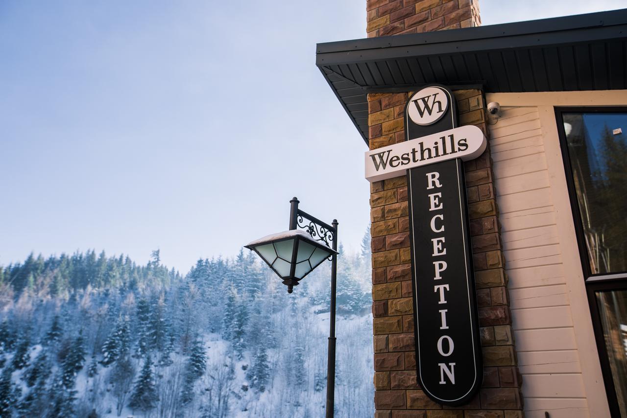 Westhills Cottage Town & Spa Bukovel Esterno foto